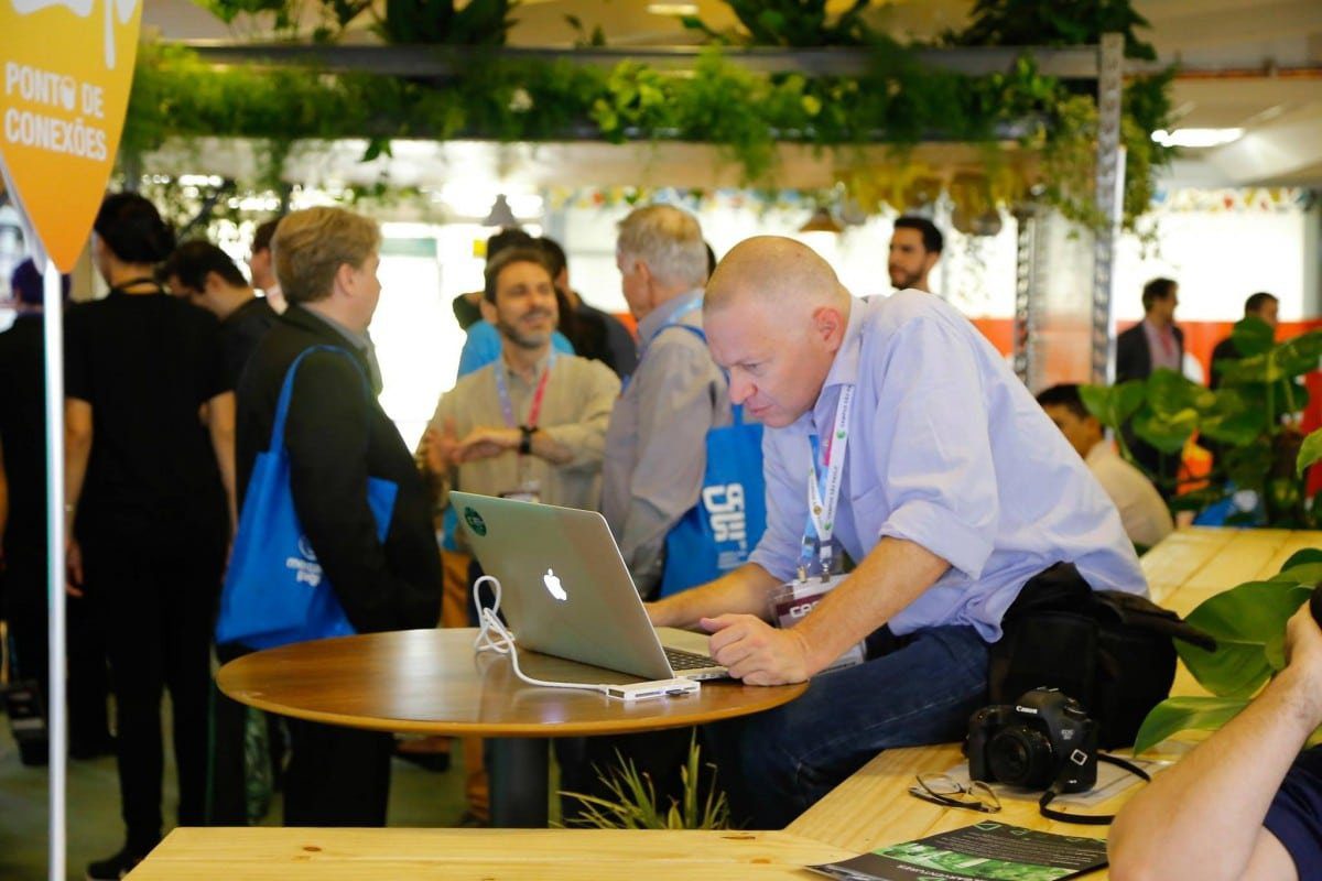 CASE_hipster_hacker_hustler